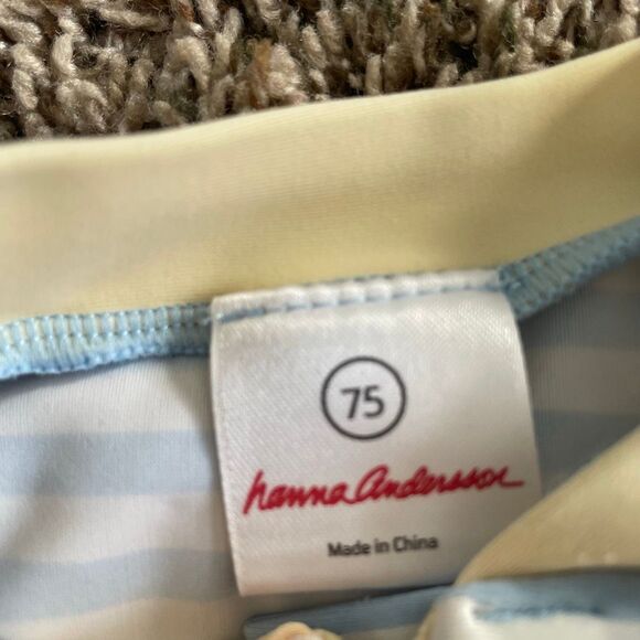 Hanna Andersson rashguard swimsuit size 75 (12-18 months) I’ve cream print - Picture 3 of 5